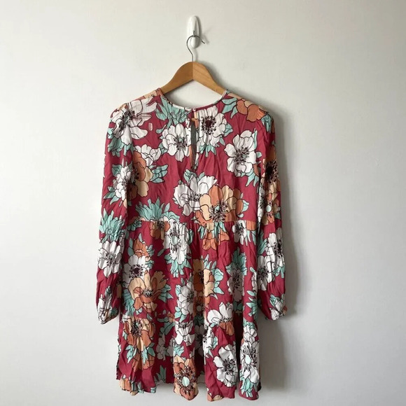 Aritzia Wilfred Lambrusco Tiered Mini Dress Dress Warm Red Subtle Mint Floral - Picture 5 of 9